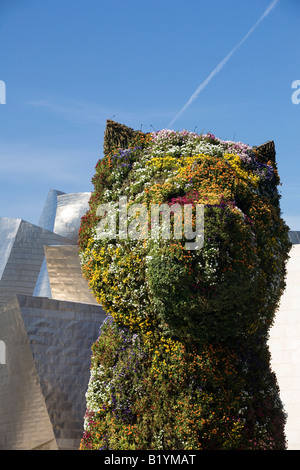 Guggenheim Museum in Bilbao Bilbo Spanien Europa EU Baskenland bei Tageslicht Stockfoto