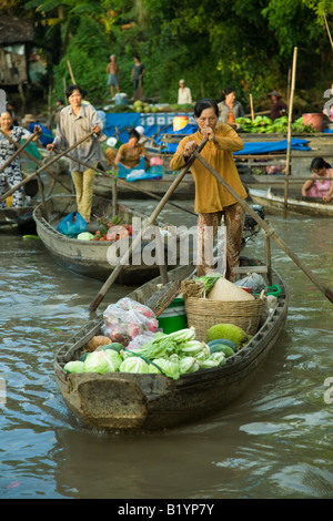 Phong Dien Floating Market Stockfoto
