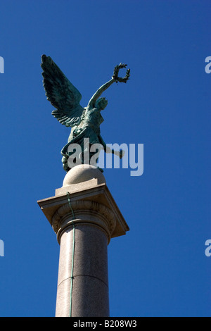 Der Kenotaph oder Kriegerdenkmal in Mowbray Park, Sunderland. Stockfoto