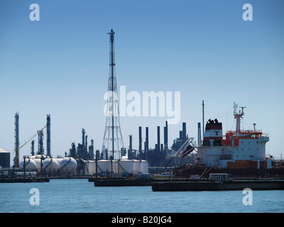 Petrochemischen Anlagen in der Hafenstadt Antwerpen Flandern Belgien Gesamtumsatz des Unternehmens Stockfoto