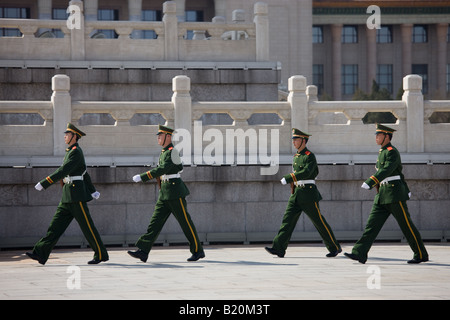 Militär-Polizisten in Tian ein Männer Platz Beijing-China Stockfoto