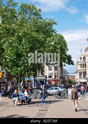 Gepflasterte FUSSGÄNGERZONE NEBEN NORWICH, Norwich Norfolk GENTLEMANS SPAZIERGANG.. Stockfoto