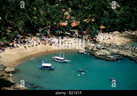 Luftaufnahme der Bucht an der Pernambuco-Küste nördlich von Porto de Galinhas Brasilien Stockfoto