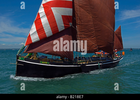 Alten Gaffers Holzboot Rallye Yarmouth Isle Of Wight England UK Juni 2007 Stockfoto