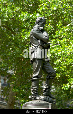 Statue von General Charles George Gordon außerhalb des Verteidigungsministeriums in London UK Stockfoto