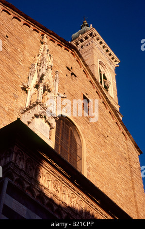 Fassade von Santa Maria Maggiore, bergamo Stockfoto
