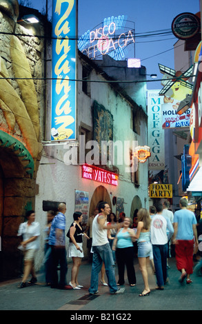 Striplights und Disco Nachtleben in Lloret de Mar-Costa Brava-Katalonien-Spanien Stockfoto