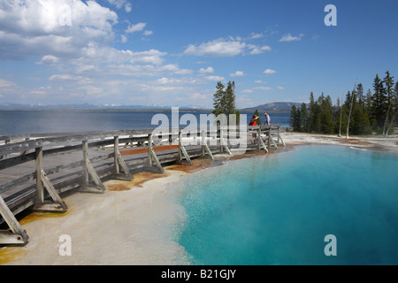 Black Pool West Thumb Geyser Basin Yellowstone-Nationalpark Stockfoto