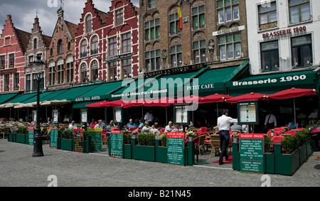 Restaurants, Markt, Brügge, Brügge, Flandern, Belgien, Europa Stockfoto