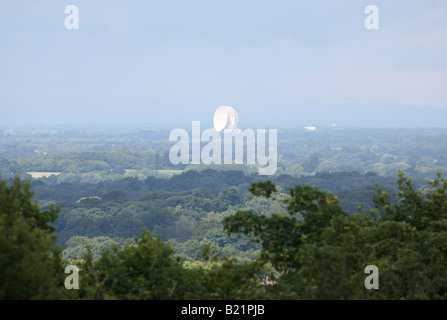 Jodrell Bank über die Cheshire Ebene suchen Stockfoto