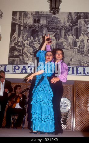 Flamenco Folklore-Show im el Patio Sevillano in Sevilla Stockfoto