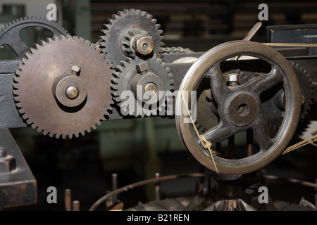 Eine Nahaufnahme des Wirkens für eine Spitze, die Maschine in einem Museum. Stockfoto