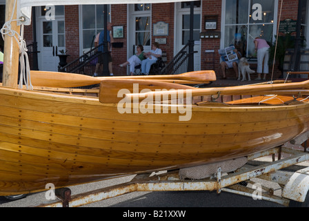 1991 14 Fuß Catspaw Beiboot an jährlichen Apalachicola historischen antiken und klassischen Boot zeigen Apalachicola, Florida Stockfoto