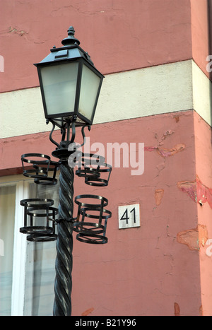 Dekorative Laterne im Stadtteil Pest, Budapest, Ungarn Stockfoto