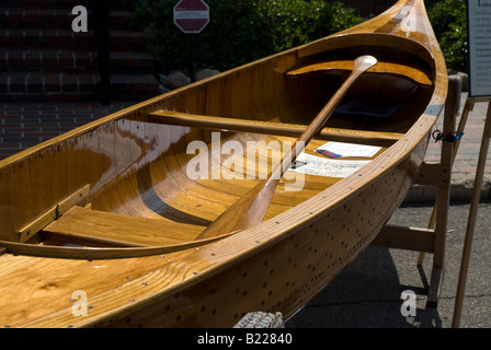 1872 Dan Herold Patent Doppel Zeder Kanu der Herold am jährlichen historischen Apalachicola antiken und klassischen Boat Show Stockfoto