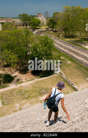 ▄bersicht der großen Pyramide auf dem alten Maya-Ruinen von Uxmal Mexiko Stockfoto