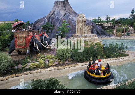 Rapid River Gardaland Peschiera am Gardasee Venetien Italien Stockfoto