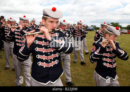 Mitglieder der Loyalisten Flute Band spielt im 12. Juli Orangefest feiern in der Dromara Grafschaft, Nord-Irland Stockfoto