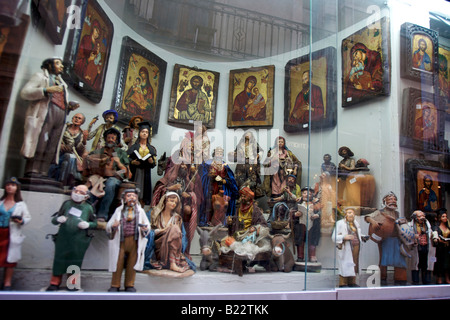 Typische sizilianische Marionetten in einem Souvenir-Shop in Taormina, Sizilien, Italien Stockfoto