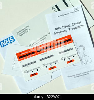 NHS Darmkrebs-screening-Programm kit Stockfoto