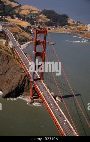 Hängebrücke über Bay, Golden Gate Bridge, San Francisco, Kalifornien, USA Stockfoto