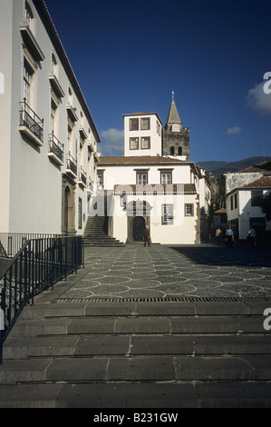 Capela de Santo Antonio Saint Anthony Chapel und Se Turm der Kathedrale Funchal Madeira Island-Portugal Stockfoto