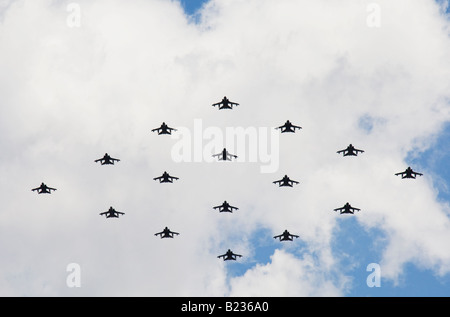 RAF Flugzeuge im Himmel während der Parade Prozession Stockfoto