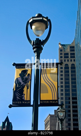 Milwaukee Wisconsin Riverwalk Zeichen Stockfoto