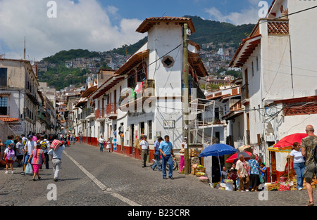 Menschen in Straße Taxco de Alarcón Guerrero Mexiko Stockfoto