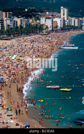 Strand in Lloret de Mar-Costa Brava-Katalonien-Spanien Stockfoto