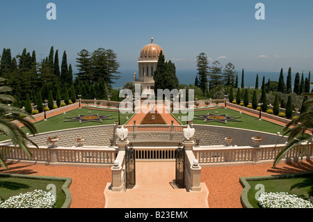 Eine allgemeine Ansicht der hängenden Gärten der Bahai Glauben und der Schrein des Bab auf dem Berg Karmel in Haifa, Israel Stockfoto