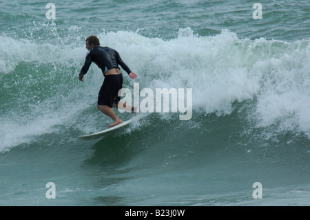 Surfen in Phuket, Kalim Beach, nördlich von Patong, Phuket, thailand Stockfoto