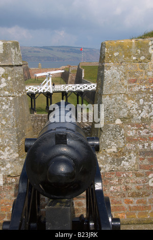 Eingang zum Fort George Kanone Nairn Inverness Highland Region Schottland April 2008 Stockfoto