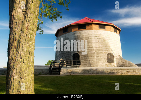 Murney Martello-Turm wurde im Jahre 1846 als Teil der Verteidigung von Kingston Ontario Kanada zum Schutz gegen Angriffe aus den USA gebaut. Stockfoto