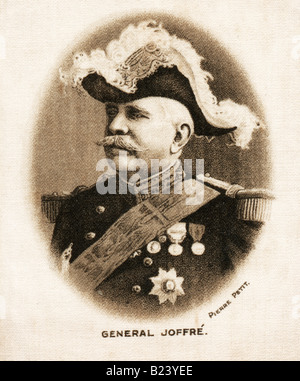 1915 George V Silk Druck des französischen Generals Joseph Jacques Césaire Joffre nur zu redaktionellen Zwecken Stockfoto