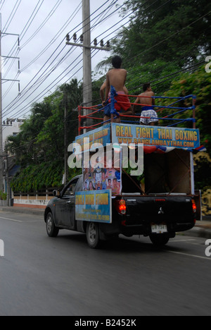 Kick Boxen Nacht... Leben bewegte Werbung nur in Patong, Phuket, thailand Stockfoto