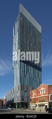 BEETHAM TOWER HILTON HOTEL DEANSGATE MANCHESTER SOMMER ENGLAND VEREINIGTES KÖNIGREICH UK Stockfoto