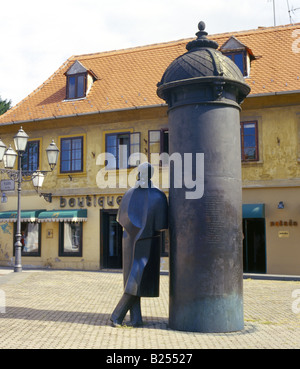 Skulptur des kroatischen Schriftstellers August Senoa in Vlaska Straße Zagreb Kroatien Stockfoto