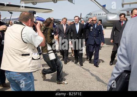 Deutschen Bundesrepublik Verteidigung Minister Dr. Franz Josef Jung am Flughafen Schönefeld ILA 2008 in Berlin Stockfoto