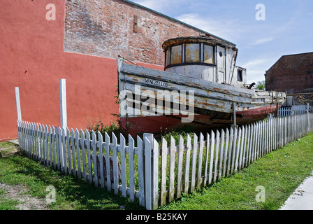 Original griechische Garnelen Boot auf dem Display in Apalachicola, Florida Stockfoto