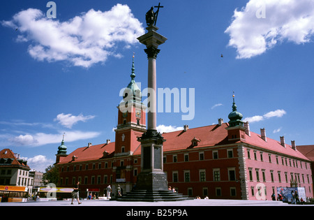 9. Juli 2008 - Zygmunt es Column und das königliche Schloss am Plac Zamkowy (Schlossplatz) in die Stare Miasto, Warschauer Altstadt. Stockfoto