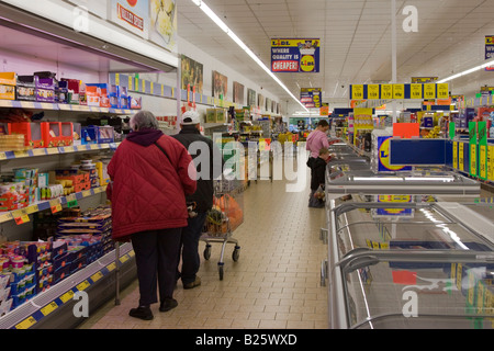 Lidl Discounter Aylesbury Buckinghamshire Stockfoto