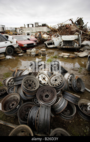 Auto-Breakers yard Neuseeland Räder aus Stahl Stockfoto