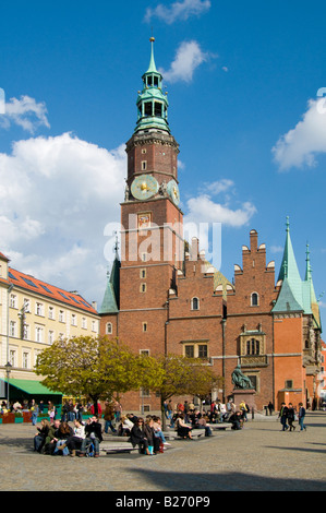 Breslau, Schlesien, Polen. Rathaus im Hauptmarkt Quadrat (Rynek) westlichen Fassade Detail mit clocktower Stockfoto