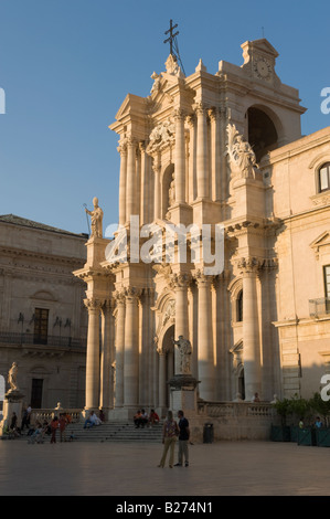 Abendlicht, Dom Schritte Stockfoto