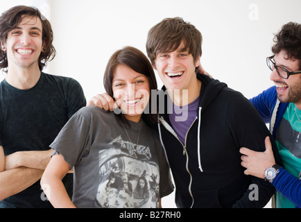 Gruppe von Freunden lachen Stockfoto