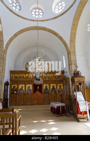 Das Innere der Kirche von Agios Georgios auf der West-Küste von Zypern Stockfoto