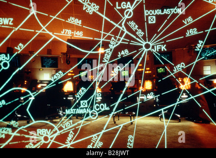 Mehrfachbelichtung TRACON Air Traffic Control Center, Long Island, New York Stockfoto