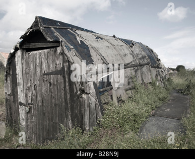 Ein altes Boot umgedrehten und als ein Speicher-Hütte auf der Heiligen Insel Lindisfarne Stockfoto