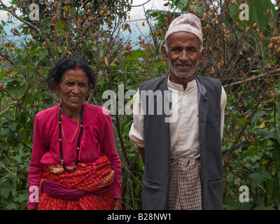 Altes Ehepaar von Landwirten in Pokhara Tal, Nepal Stockfoto